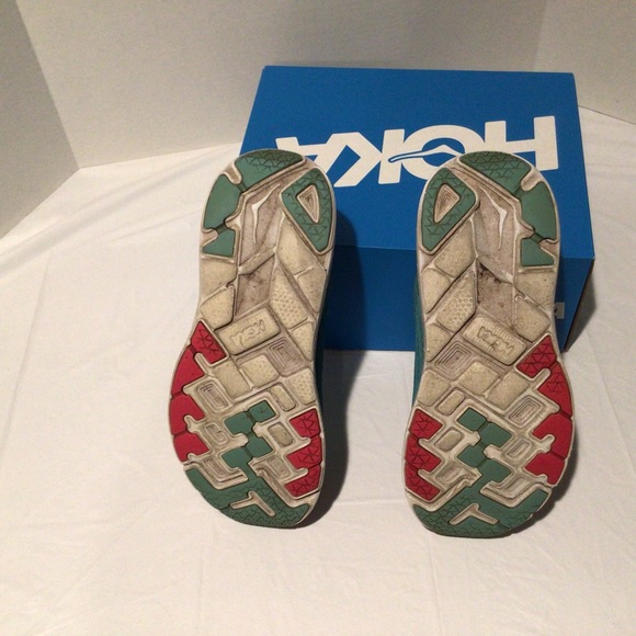 HOKA Clifton 5 running/athletic shoe.lots of miles left.size 7.5 - Picture 8 of 13